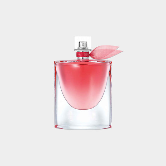 The perfume Lancome La Vie Est Belle Intensement